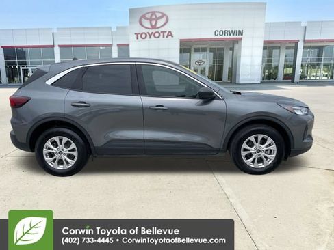 Used 2023 Ford Escape Active AWD/4WD image 6
