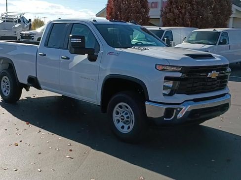 New 2026 Chevrolet Silverado 3500 W/T image 3