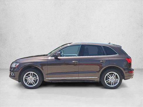 Used 2015 Audi Q5 2.0T Premium Plus w/ Technology Package AWD/4WD image 5