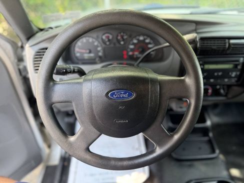 Used 2005 Ford Ranger STX RWD image 12