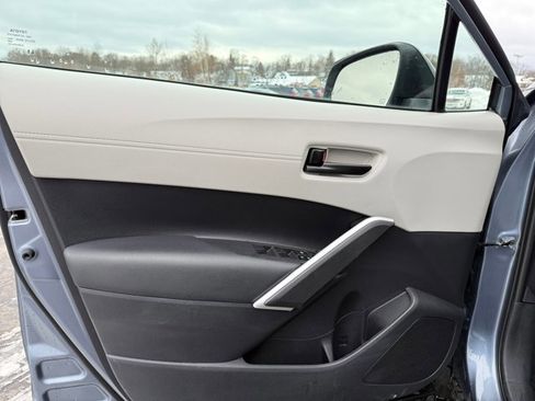 Certified 2025 Toyota Corolla Cross LE image 26