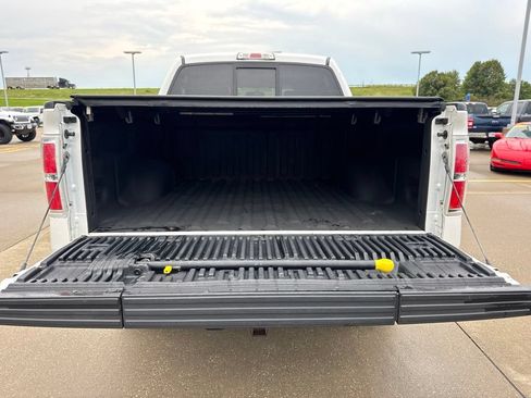 Used 2014 Ford F150 Lariat w/ Equipment Group 502A Luxury AWD/4WD image 32