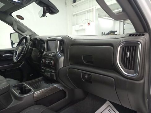 Certified 2023 Chevrolet Silverado 2500 LTZ w/ LTZ Premium Package image 29