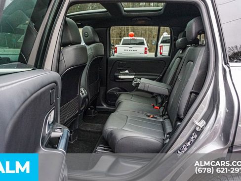 Used 2025 Mercedes-Benz GLB 250 GLB 250 w/ Exclusive Package image 21