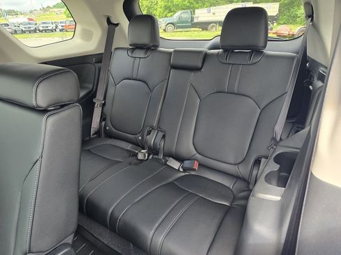 New 2026 Honda Pilot Touring image 11