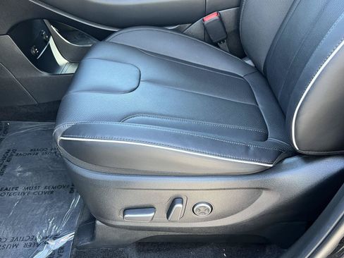 Certified 2025 Hyundai Palisade SEL AWD/4WD image 31