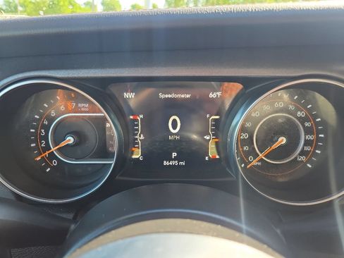 Used 2023 Jeep Gladiator Mojave w/ Cold Weather Group AWD/4WD image 55