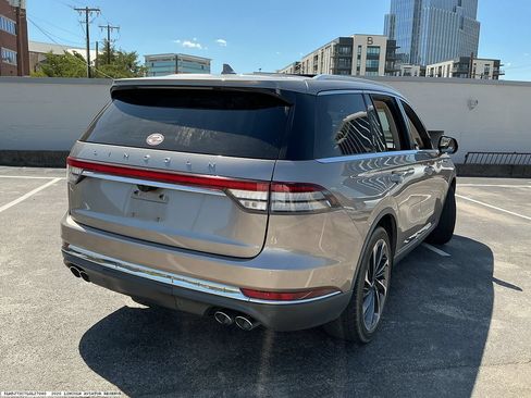 Used 2020 Lincoln Aviator Reserve w/ Equipment Group 202A AWD/4WD image 5