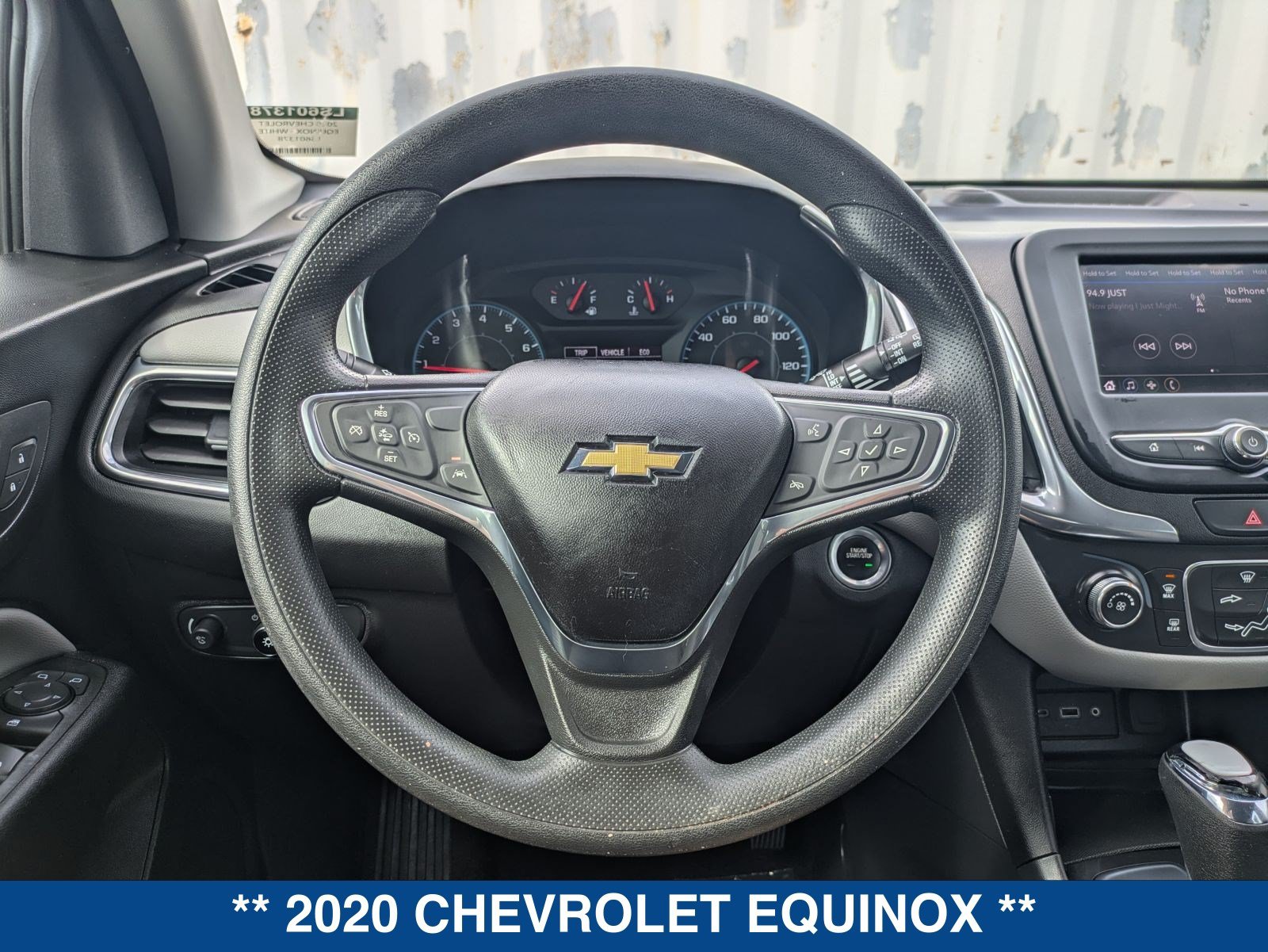 Used 2020 Chevrolet Equinox LS FWD image 27