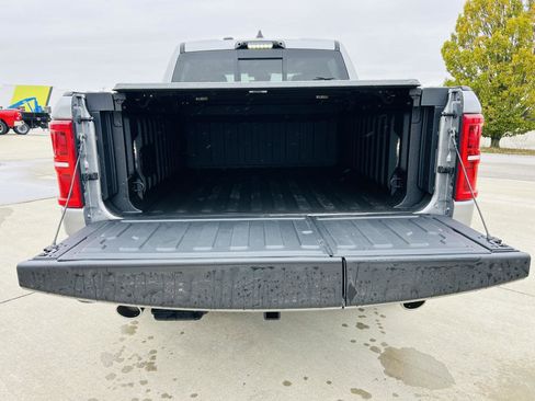 New 2026 RAM 1500 Tungsten w/ Trailer Tow Group AWD/4WD image 31