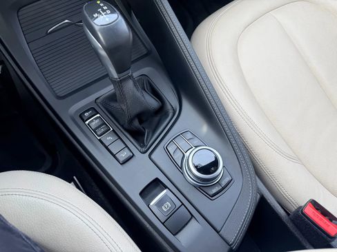 Used 2017 BMW X1 xDrive28i image 17