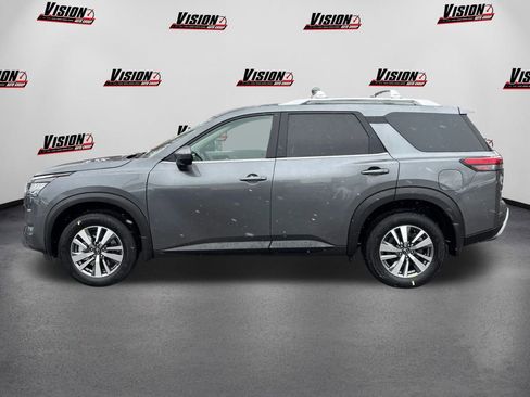 New 2025 Nissan Pathfinder SL image 8