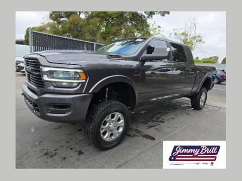 Used 2021 RAM 2500 Laramie AWD/4WD image 1