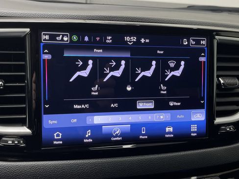 Used 2025 Chrysler Pacifica Select FWD image 20