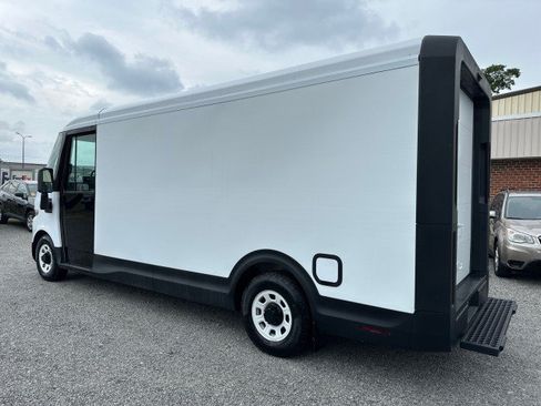 Used 2024 Chevrolet Brightdrop 600 w/ Commercial Equipment Package AWD/4WD image 11