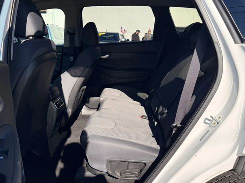 Used 2023 Hyundai Santa Fe SEL image 13