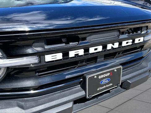 Used 2025 Ford Bronco Outer Banks AWD/4WD image 35