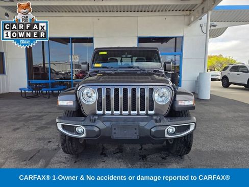 Used 2022 Jeep Gladiator Overland w/ Cold Weather Group AWD/4WD image 2