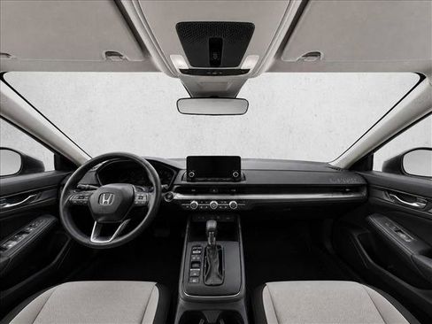 Used 2024 Honda CR-V EX image 11