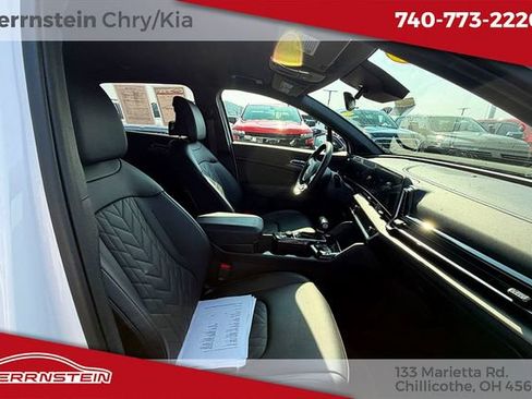 Used 2025 Kia Sportage X-Line AWD/4WD image 25