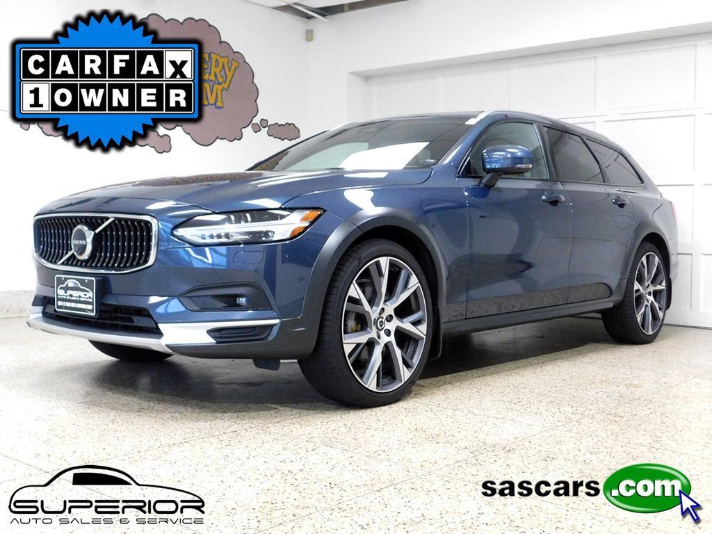 Used 2023 Volvo V90 B6 Cross Country Ultimate AWD/4WD image 1