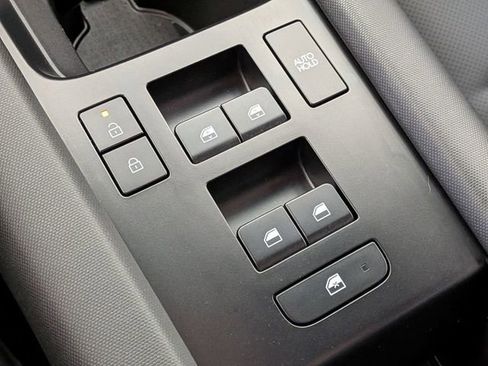 Used 2025 Hyundai Ioniq 6 SEL image 23