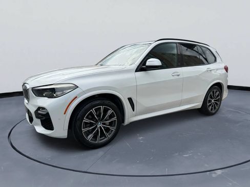 Used 2019 BMW X5 xDrive40i w/ M Sport Package AWD/4WD image 2
