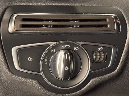 Used 2018 Mercedes-Benz C 300 Sedan image 13