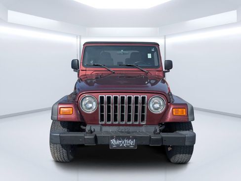 Used 2004 Jeep Wrangler X AWD/4WD image 8