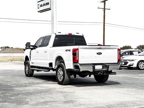 Used 2024 Ford F250 Lariat AWD/4WD image 9