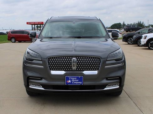 Used 2021 Lincoln Aviator Reserve w/ Elements Package Plus AWD/4WD image 2