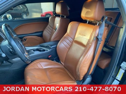 Used 2015 Dodge Challenger SRT Hellcat image 9