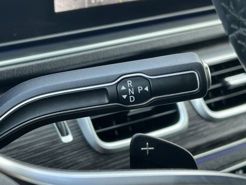 Used 2023 Mercedes-Benz GLS 450 4MATIC image 27