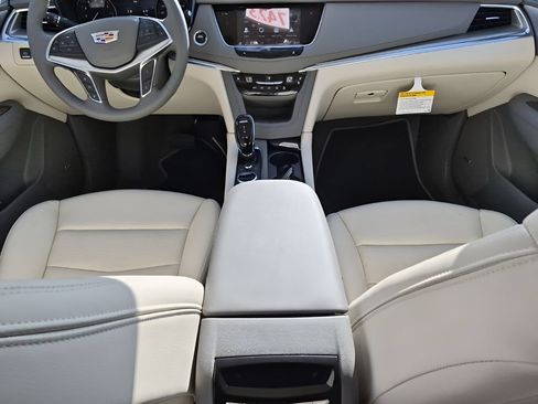 New 2026 Cadillac XT5 Premium Luxury w/ Driver Assist Package FWD image 24