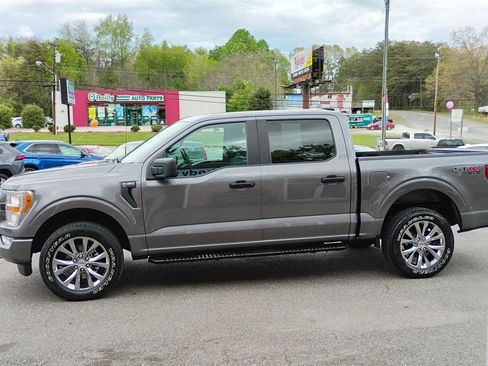 Used 2021 Ford F150 XL w/ STX Appearance Package image 9