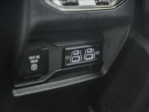 Used 2022 Jeep Grand Cherokee Altitude image 37