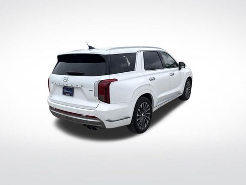 Used 2024 Hyundai Palisade Calligraphy image 5