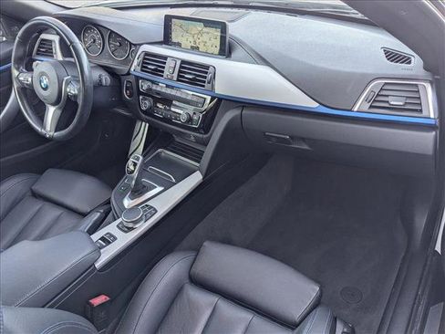 Used 2018 BMW 440i Convertible image 21