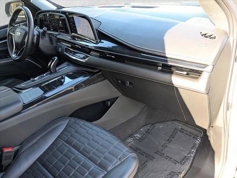 Used 2023 Cadillac Escalade V w/ Heavy-Duty Trailer Package image 27