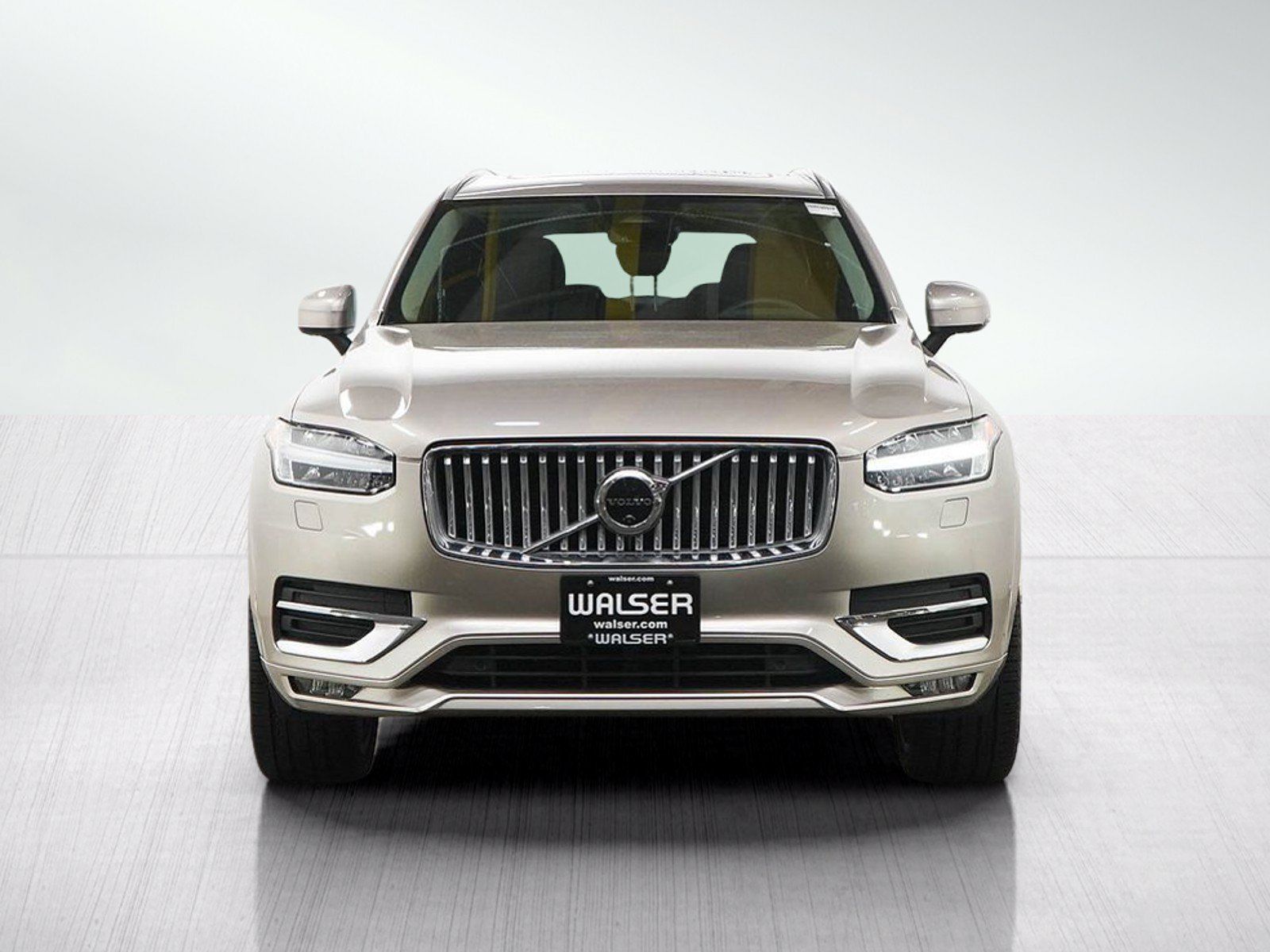 Used 2023 Volvo XC90 B6 Plus AWD/4WD image 8