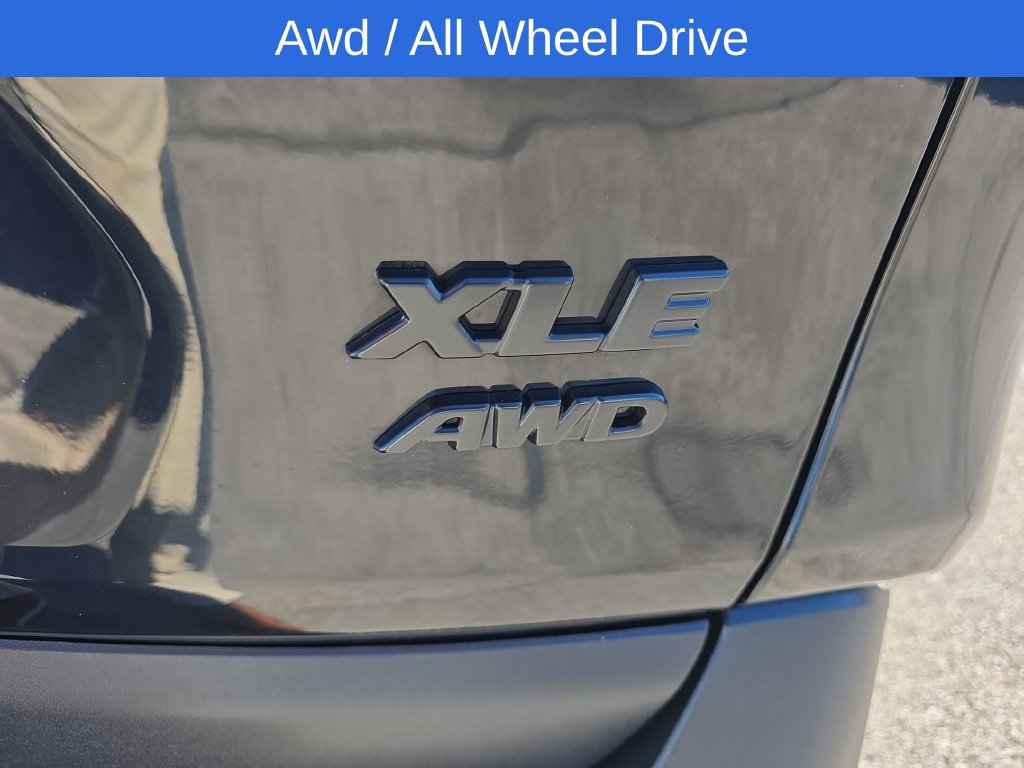 Used 2021 Toyota RAV4 XLE Premium AWD/4WD image 13