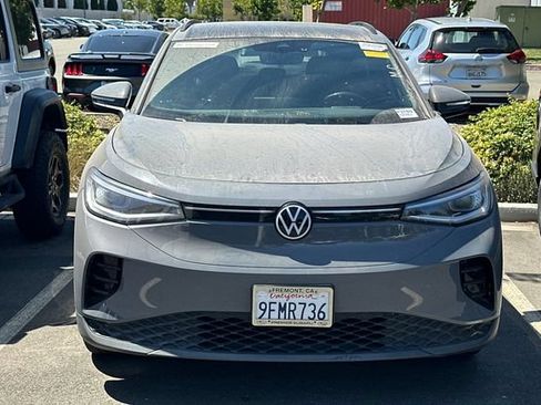 Used 2023 Volkswagen ID.4 Pro S RWD image 3