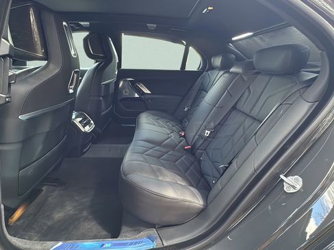 New 2026 BMW 760i xDrive image 25