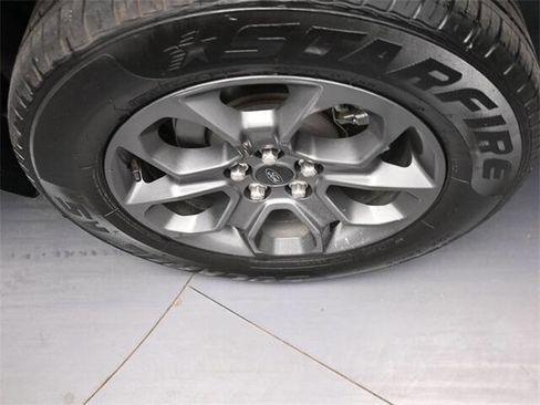 Used 2024 Ford Maverick XLT w/ Equipment Group 300A Standard image 8