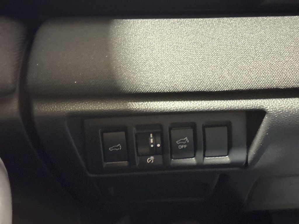 Used 2020 Subaru Outback Premium AWD/4WD image 18