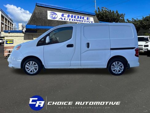 Used 2017 Nissan NV200 SV w/ Technology Package FWD image 3