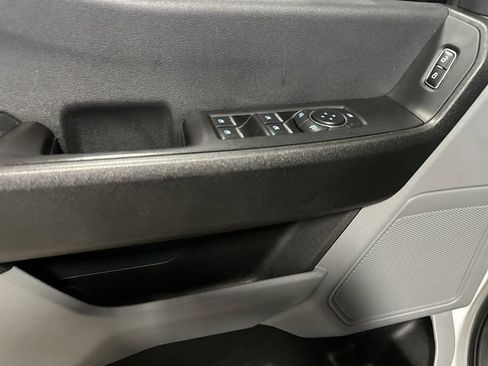 Used 2023 Ford F250 XL w/ XL Chrome Package image 28