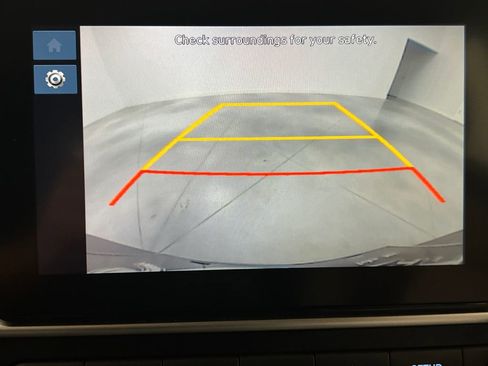 Used 2025 Hyundai Venue SEL FWD image 53