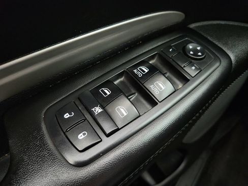 Used 2018 Dodge Durango SXT w/ Quick Order Package 2BB AWD/4WD image 19