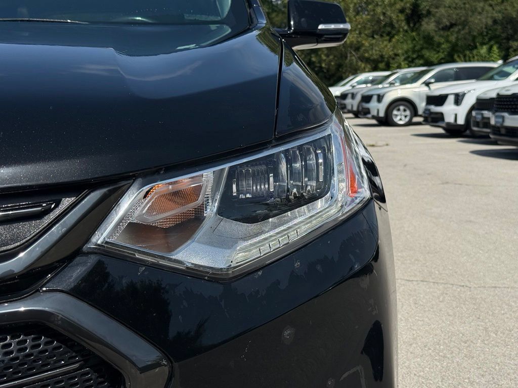 Used 2020 Chevrolet Traverse Premier w/ Redline Edition FWD image 4